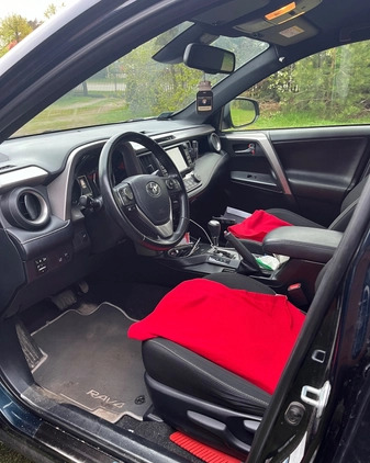 Toyota RAV4 cena 87000 przebieg: 159134, rok produkcji 2017 z Szczytno małe 29
